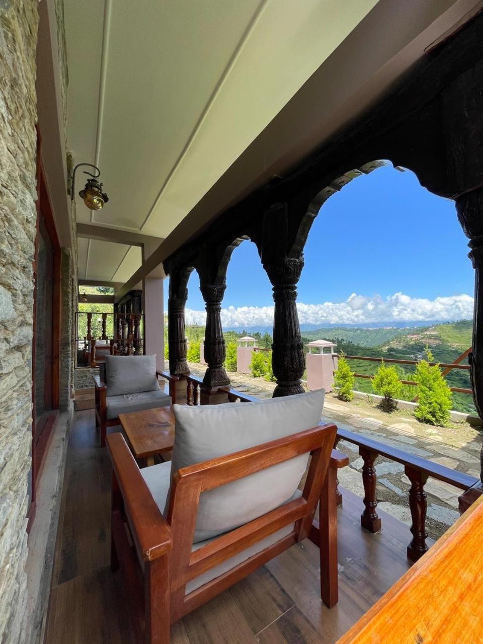 Bsr Farms Resort Pauri Exterior photo